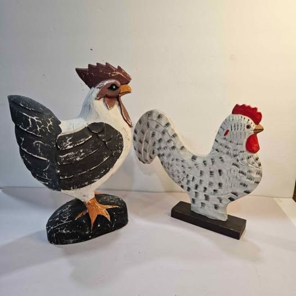 Hand-Painted Wooden Rooster Figurines - Set of 2